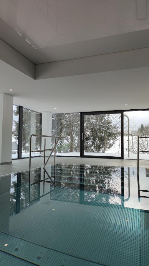 Studio 20Qm Mit Balkon Und Innenpool - 22010 سشلوشسي المظهر الخارجي الصورة